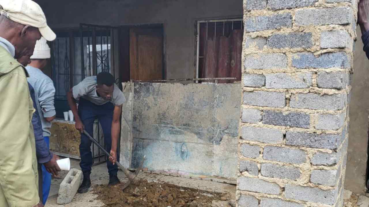 Joburg City Power demolish Alex houses built on top of electricity cables