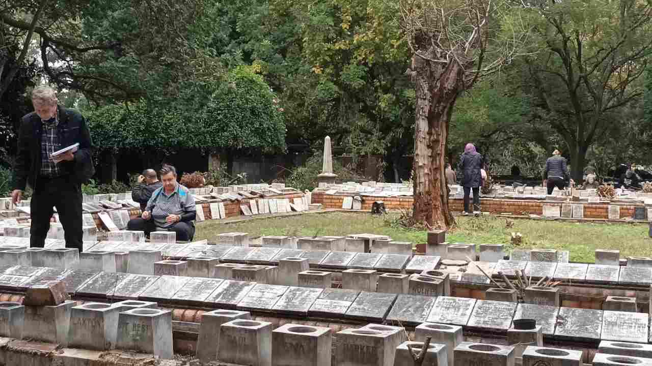 ash walls at Braamfontein Cemetery restored