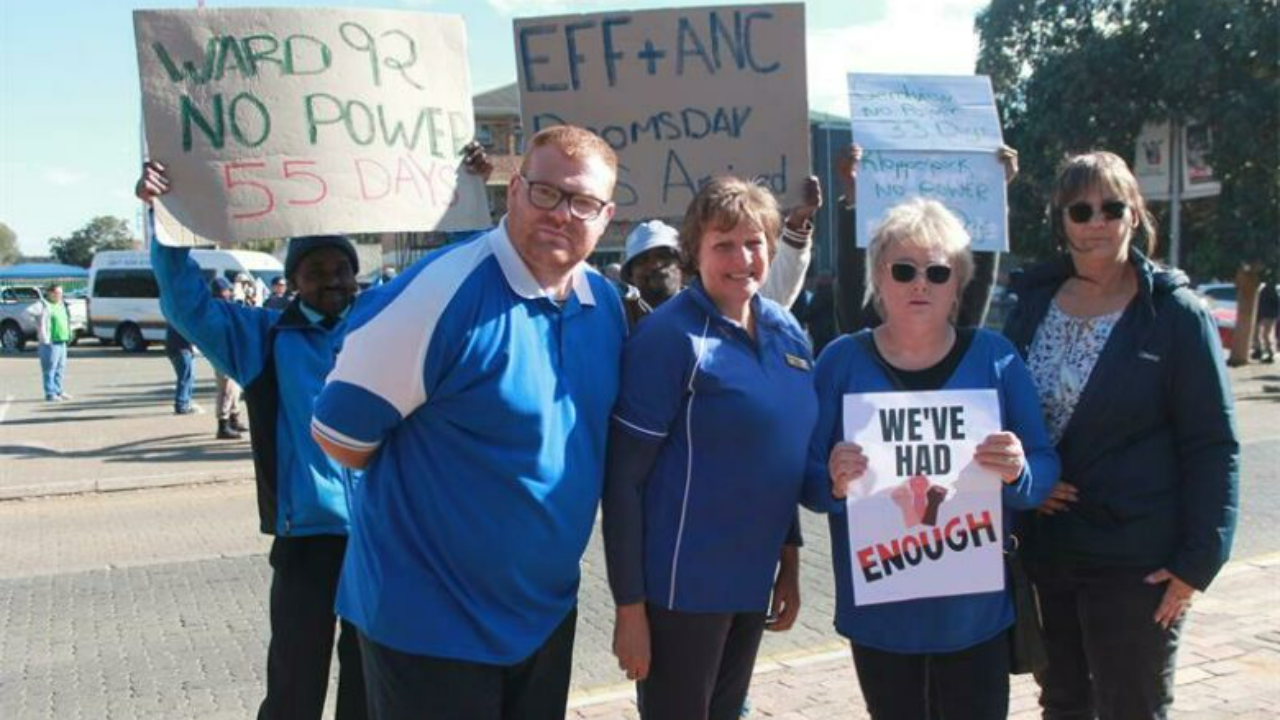 DA councillors Kade Guerreiro (Ward 92), Wendy Morgan (Ward 36), and Jean Ingram (Ward 39) together with the Member of Parliament Michéle Clarke are in solidarity with Germiston residents on the energy crisis.
