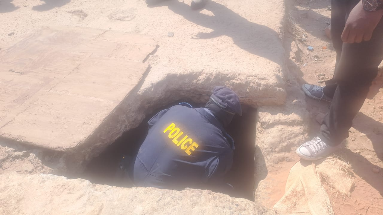 Gauteng Police Apprehend 50 Suspected Illegal Miners in Roodepoort