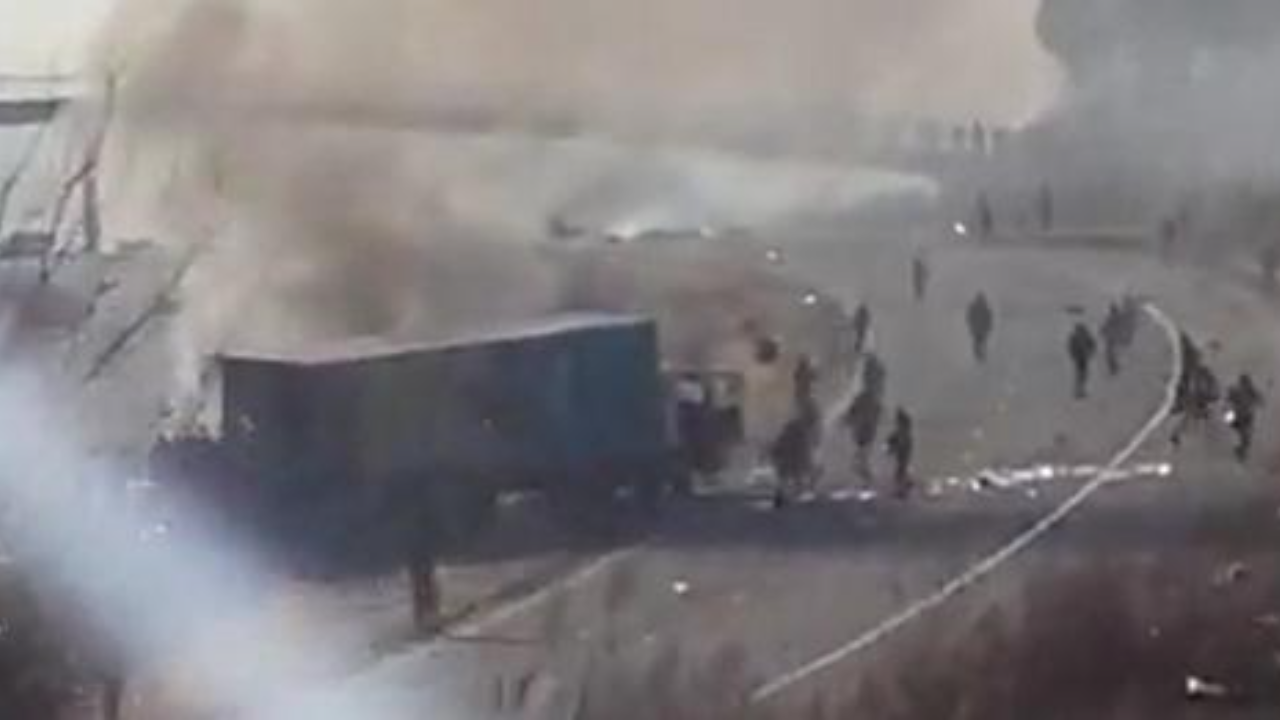 eldorado park -Protesters Burn Truck Leaving Driver Jobless: N12 Incident in Gauteng