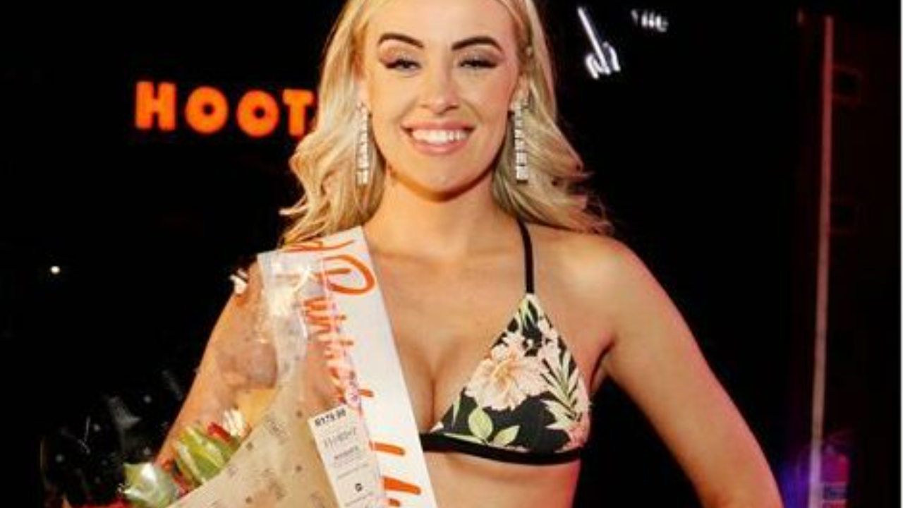 Miss Hooters Swimsuit SA