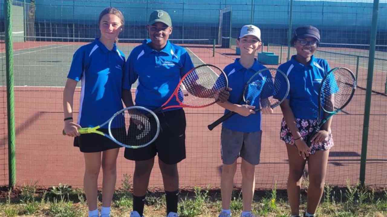 Glenvista junior tennis team