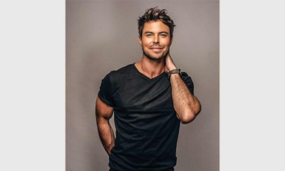 Experience a Live Performance with Bobby van Jaarsveld