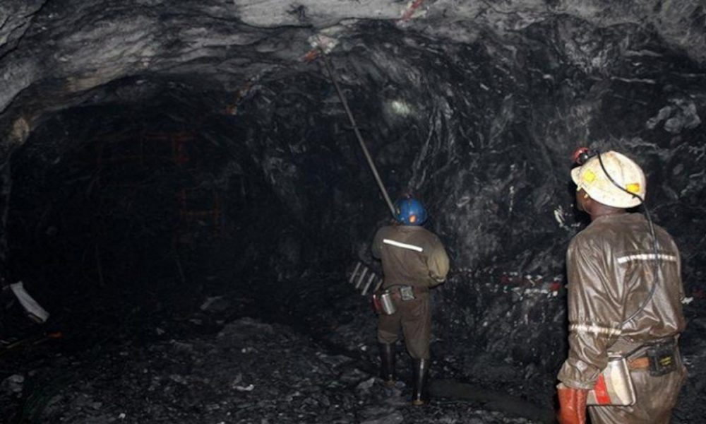 over 500 mineworkers held hostage underground