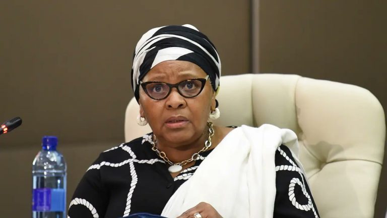 Nosiviwe Mapisa-Nqakula