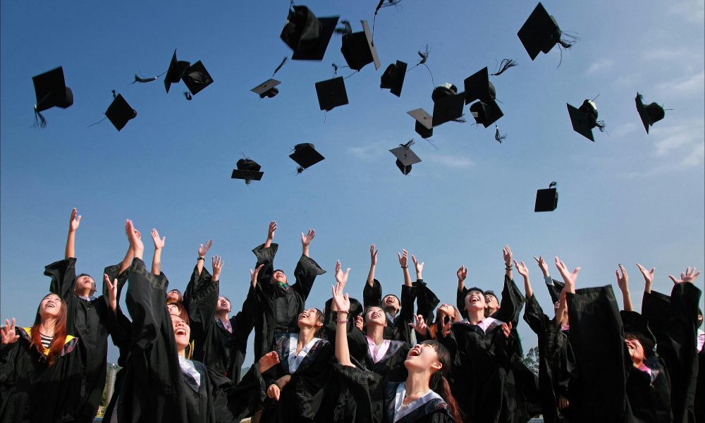 Top universities in South Africa, University of Cape Town campus, Wits University Johannesburg, Stellenbosch University buildings, University of Pretoria students, University of Johannesburg lecture hall, KwaZulu-Natal university campus, Rhodes University library, North-West University students, University of the Western Cape campus, UNISA distance learning, South African higher education, 2025 university rankings, best universities in South Africa, student life, research excellence, study in South Africa, Joburg ETC