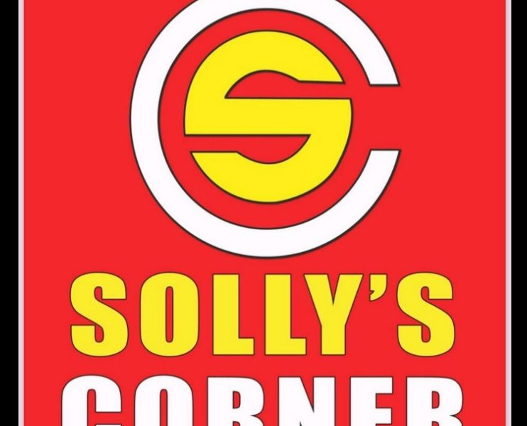 Sollys Corner Norwood, Johannesburg street food, local comfort food, rotis filled with chicken and lamb, curry platters with rice and salad, samoosas on serving tray, cozy takeaway counter, South African food spot, homestyle meals Norwood, casual dining restaurant, popular Uber Eats restaurant Johannesburg, Joburg ETC