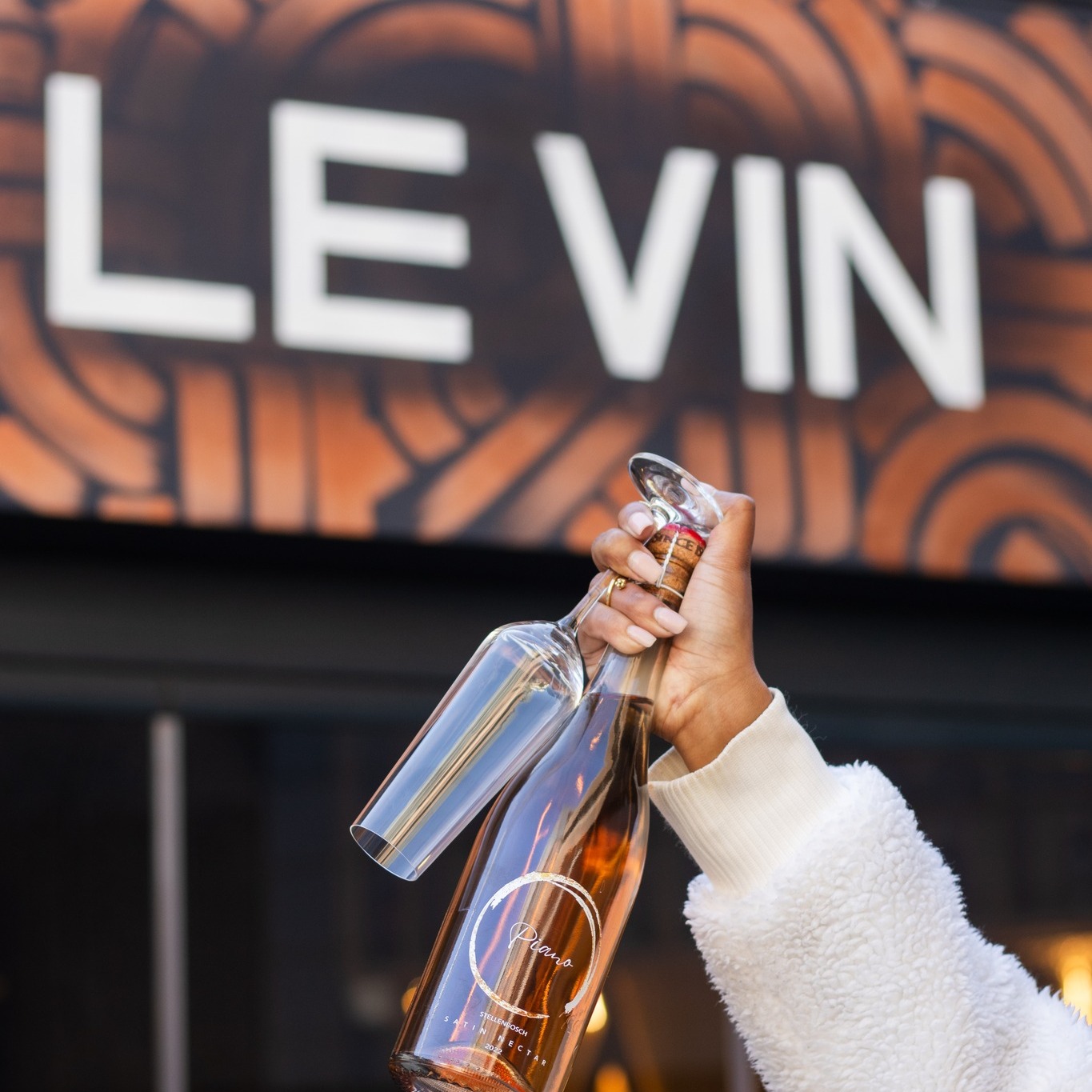 Le Vin Rosebank wine bar, Johannesburg wine lounge, intimate jazz bar, fine wine in Rosebank, stylish bar interior, luxury wine experience, Joburg wine scene, European-style wine bar, Rosebank nightlife, Joburg ETC