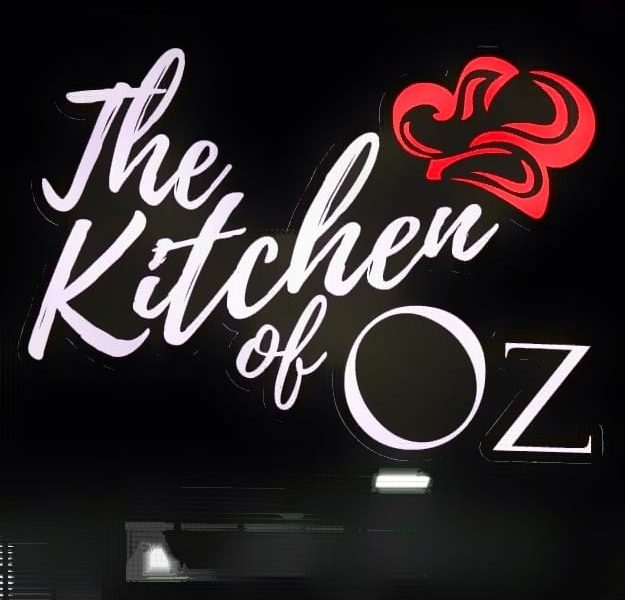 The Kitchen of Oz, smash burgers Johannesburg, Emmarentia food, halal comfort food, smoked brisket burgers, beef ribs and chips, Uber Eats burger delivery, Joburg ETC