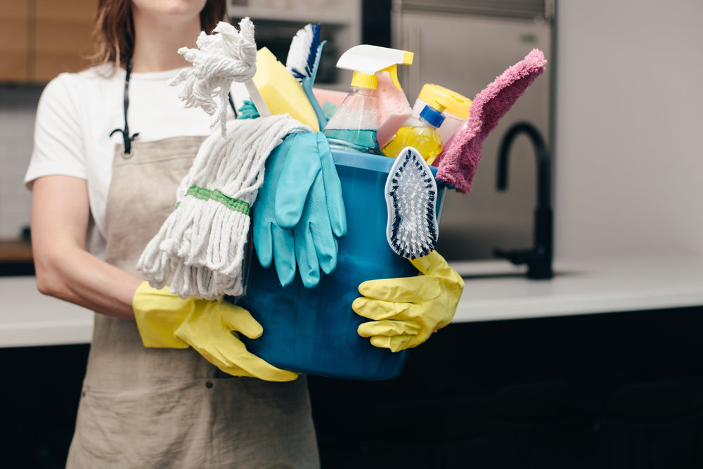 eco friendly Airbnb cleaning, microfibre mop, glass scraper shower, refillable soap dispensers, plant-based cleaning products, Joburg ETC