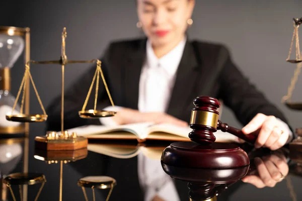 lawyer salary South Africa 2025, legal income South Africa, attorney monthly salary, advocate average salary, South African legal profession earnings, law job salaries 2025, Joburg ETC