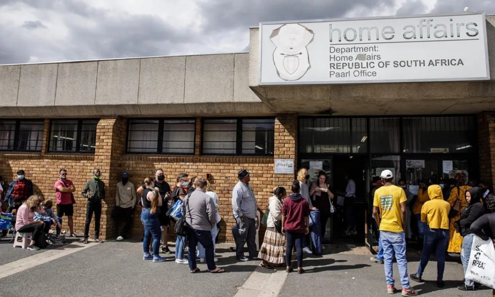 Paarl Home Affairs, client bites staff member, Home Affairs closure, police arrest at Home Affairs, Paarl office shut down, Home Affairs employee assaulted, violent incident at Home Affairs, South African government services, public service disruption, Joburg ETC
