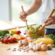 meal prep containers, batch cooking Johannesburg, freezer-friendly meals, quinoa and chicken bowls, paper towel veggie storage, local sauce ideas, Joburg ETC