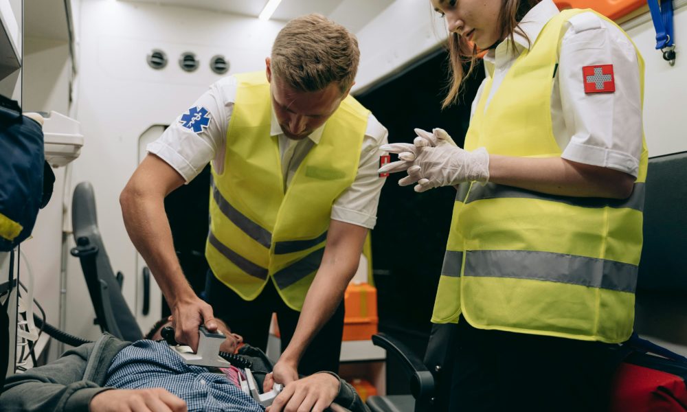how much do paramedics earn in SA, paramedic monthly salary 2025, average wage South African paramedics, entry level EMS jobs, Gauteng emergency response workers, medical field income South Africa, Joburg ETC