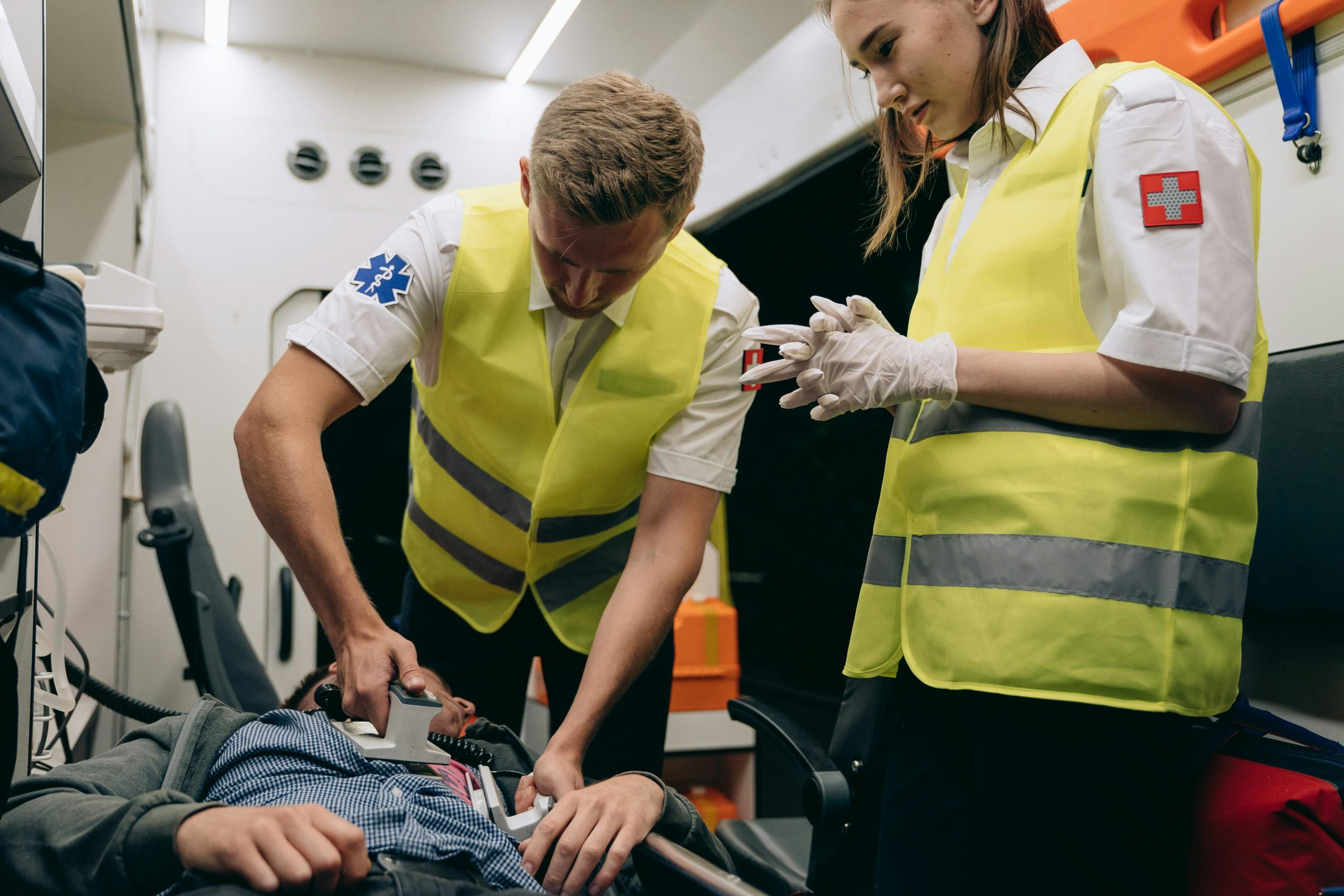 how much do paramedics earn in SA, paramedic monthly salary 2025, average wage South African paramedics, entry level EMS jobs, Gauteng emergency response workers, medical field income South Africa, Joburg ETC