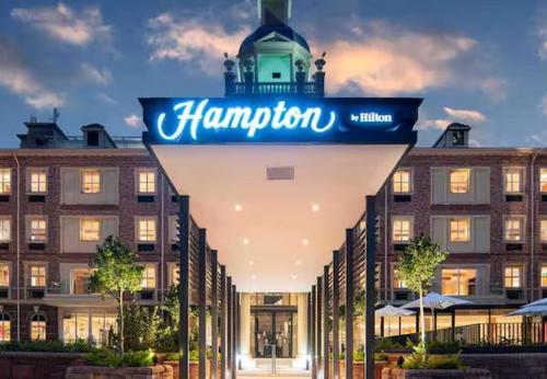 Hampton by Hilton Sandton Grayston: Inside Africa’s First Hampton Hotel