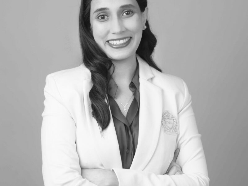 Dr Aayesha Soni, South Africa first female epileptologist, epilepsy treatment SA, women in medicine South Africa, University of Cape Town alumna, pioneering doctors, Women’s Month 2025, Joburg ETC