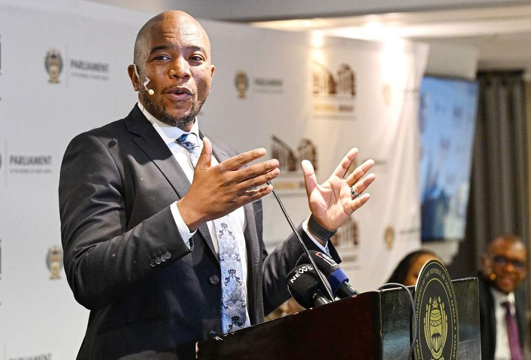 Mmusi Maimane briefing media Johannesburg, BOSA leaders press conference Rosebank, National Dialogue fallout South Africa, GNU political tensions 2025, South African opposition politics, Thabo Mbeki boycott dialogue, ANC coalition challenges, Cyril Ramaphosa statement UNISA, Joburg ETC