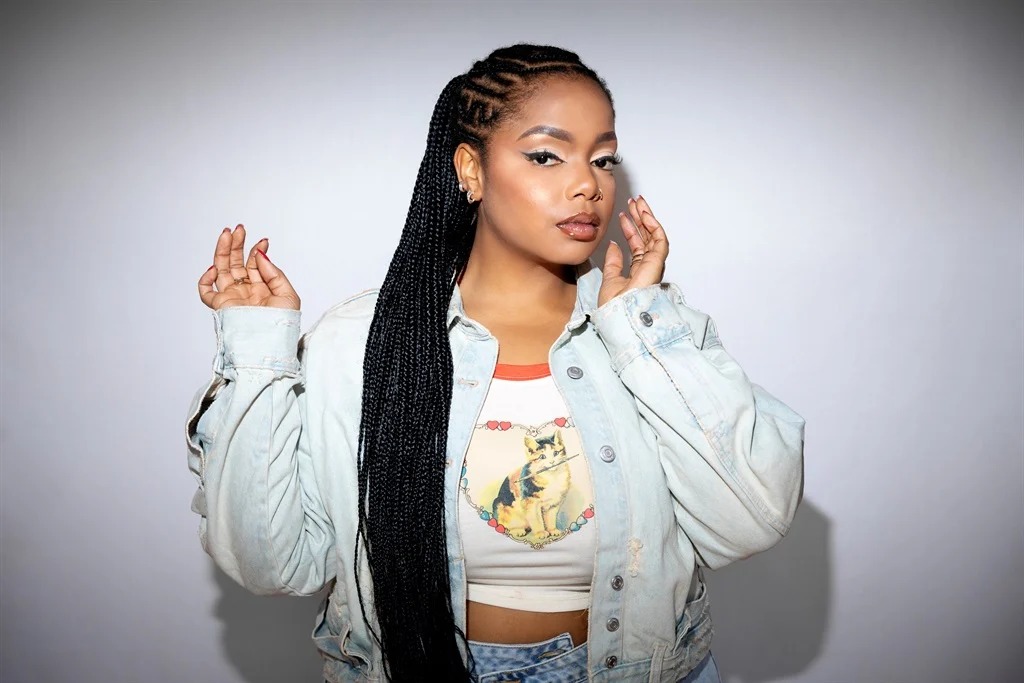 Shekhinah Less Trouble, surprise album South Africa, Young Stunna Spoonky, Rosefest 2025, Shekhinah new music, South African R&B, heartbreak songs, Joburg ETC