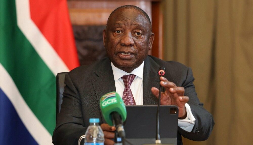 FW de Klerk Foundation land reform warning, Cyril Ramaphosa Zimbabwe visit, South Africa land debate, Section 25 Constitution property rights, expropriation without compensation concerns, Zimbabwe land seizures history, Joburg ETC