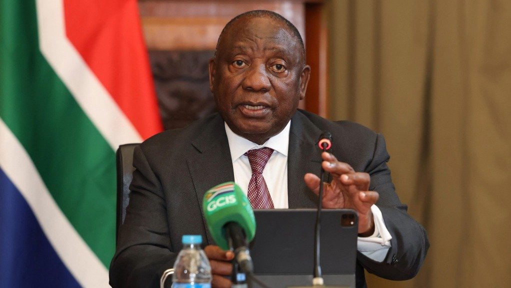 FW de Klerk Foundation land reform warning, Cyril Ramaphosa Zimbabwe visit, South Africa land debate, Section 25 Constitution property rights, expropriation without compensation concerns, Zimbabwe land seizures history, Joburg ETC