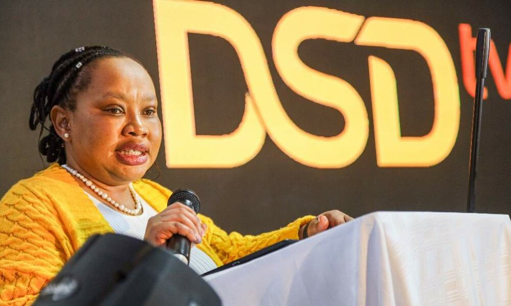 Lumka Oliphant suspension, Social Development South Africa, Auditor General report, mismanagement allegations, NISPIS audit, IJS audit, Sisisi Tolashe, Johannesburg politics, Joburg ETC