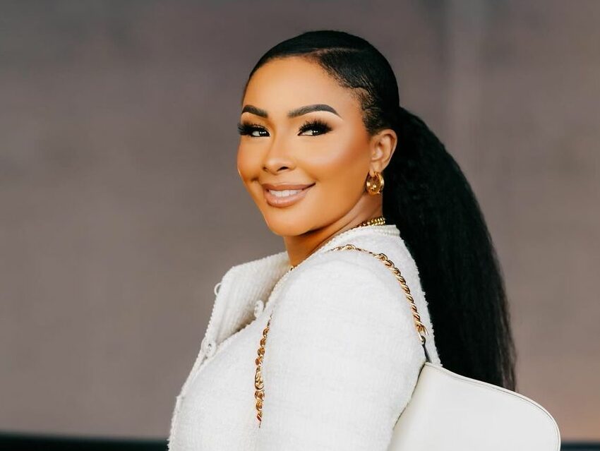 Boity Thulo perfume, Pink Sapphire bottle discount, Boity Thulo fragrance price cut, South African celebrity perfume, Boity Thulo beauty brand, bargain perfume shelves, Joburg ETC