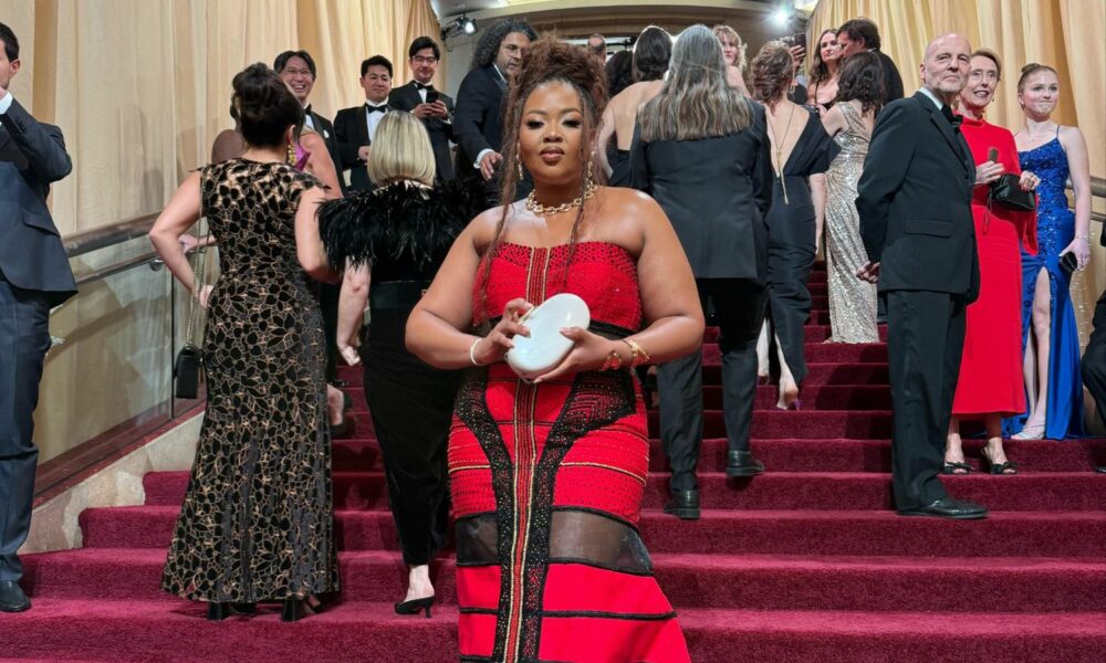 Anele Mdoda belly ring, Anele Mdoda joke, Mzansi reacts Anele, South African radio host 947, Anele and the Club fans, Joburg ETC