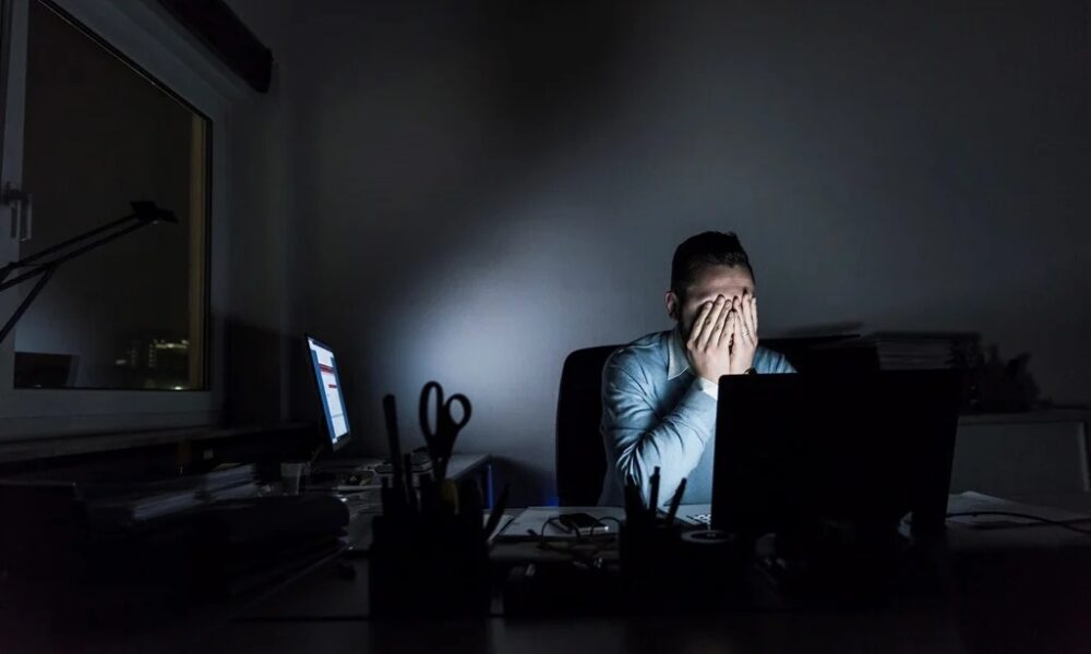 South African professional exhaustion”, “workplace burnout in South Africa”, “2025 burnout crisis, Joburg ETC