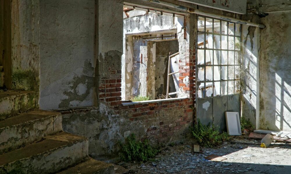 government property condition South Africa, DPWI asset register 2025, vacant state buildings Cape Town, hijacked public buildings SA, government rental spending billions, operation bring back public works, Joburg ETC