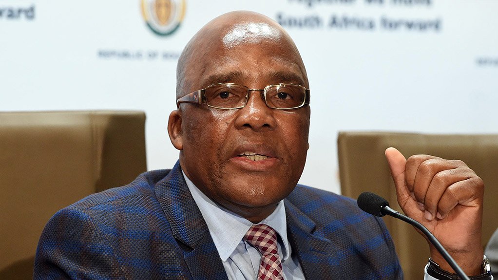 substandard medicines South Africa, fake medicines crackdown, Aaron Motsoaledi National Action Plan, SAPHRA inspections, WHO health support, Joburg ETC