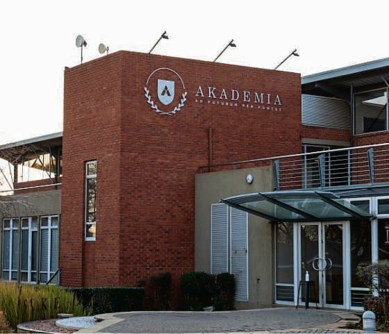 Akademia Paarl campus, new Afrikaans university South Africa, Akademia opening ceremony, Paarl education news, Afrikaans mother-tongue university, Akademia lecture halls and library, Joburg ETC