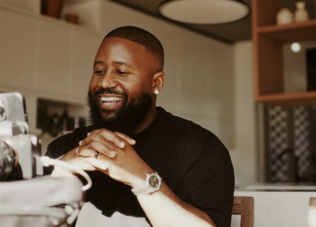 Cassper Nyovest, Travis Scott concert, Johannesburg show, Fill Up Toyota Stadium, South African hip-hop, concert attendance debate, rap music fans, Joburg ETC