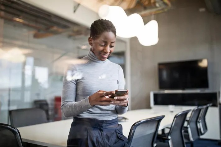 employer viewing public social media profile, workplace monitoring, employee social media screen, privacy balance, South Africa, Joburg ETC