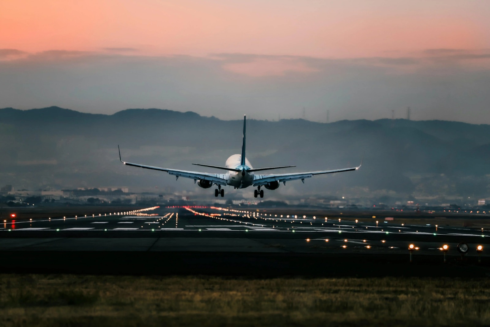 South Africa flight delays, ATNS suspension, instrument flight procedures, AASA Aaron Munetsi, Barbara Creecy aviation, South African airports disruptions, airline delays 2025, Joburg ETC
