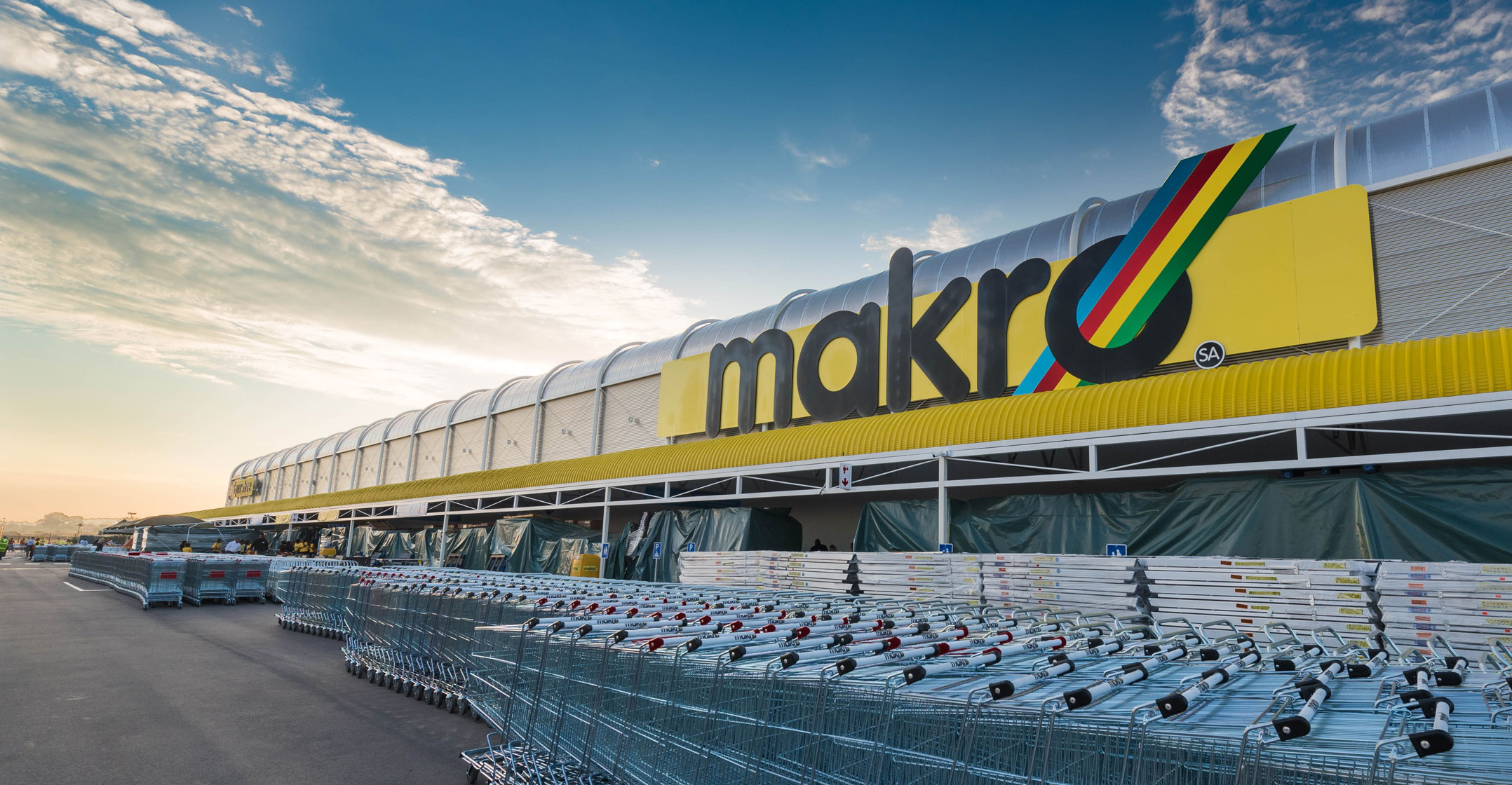 Makro Black Friday 2025 deals, Game early specials South Africa, Massmart retailers, South African shoppers, TVs and appliances sale, Black Friday month deals, Joburg ETC