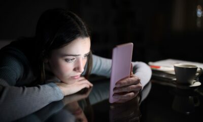 social media bullying South African teen smartphone, parent talking with child about online safety South Africa, gathering evidence cyberbullying screenshots South Africa