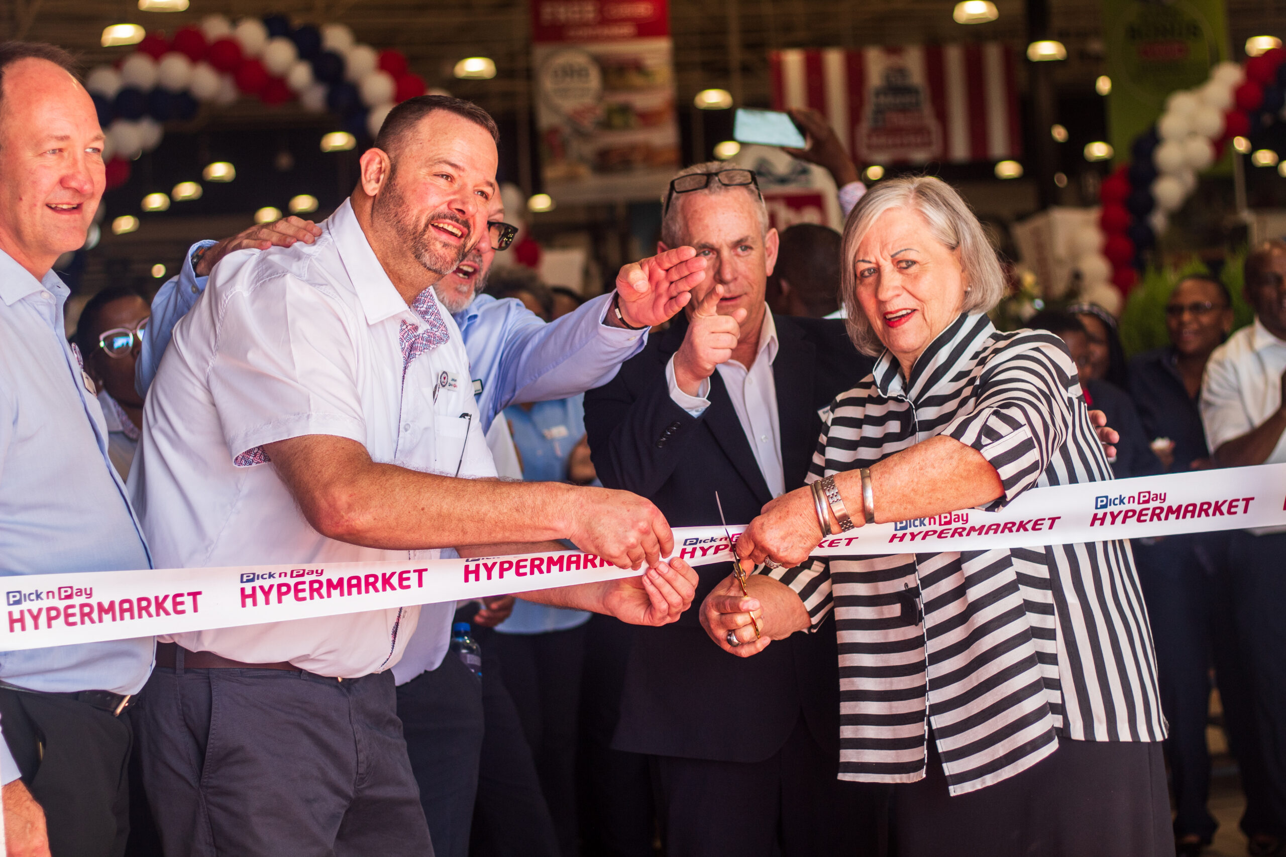 Pick n Pay Klerksdorp Hyper new look, refurbished hypermarket interior, modernised Pick n Pay store layout, expanded product sections, Joburg ETC