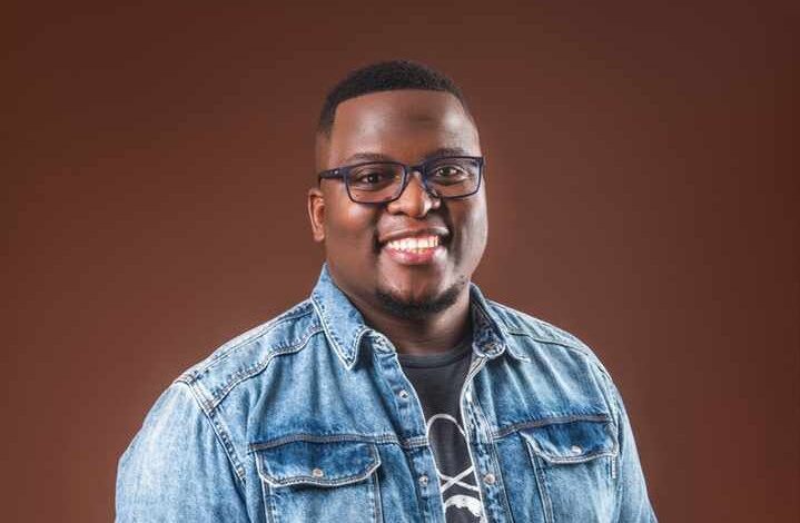 Siya Kolisi headshots comparison, Sol Phenduka comment reaction, South African rugby captain images, public debate on celebrity photos, Kolisi transformation discussion, Joburg ETC