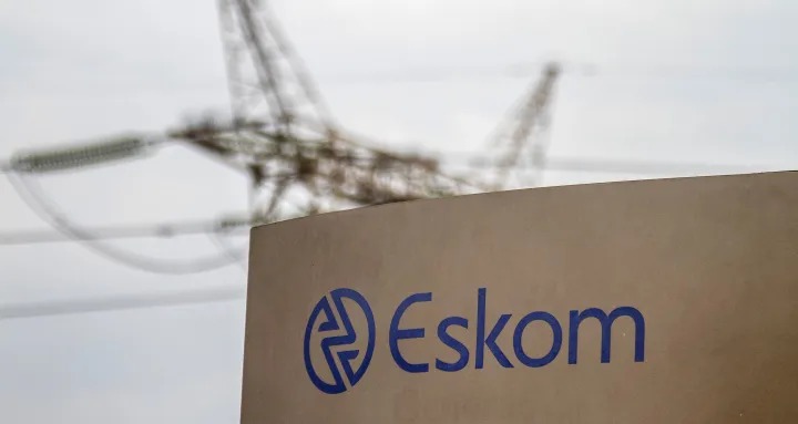 Eskom power station, South African electricity, energy availability factor 2025, load shedding crisis, Hendrik van der Bijl history, Eskom decline and recovery, Joburg ETC