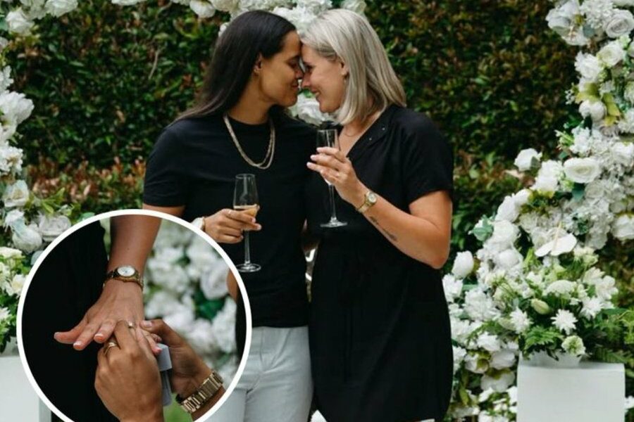Chloe Tryon engagement, Proteas women cricket, Michelle Nativel proposal, engagement rings South Africa, romantic proposal moment, women’s cricket star celebration, Joburg ETC