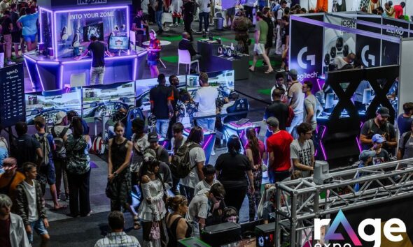 Joburg Christmas lights, December weekend in Johannesburg, rAge Expo gaming crowd, Fourways Mall rooftop event, Wits Art Museum Newwork25 exhibition, festive night market Alberton, Emperors Palace Christmas Village lights, Sunday Society Picnics at The Maslow Sandton, SPAR Carols by Candlelight SunBet Arena, family friendly Christmas events Gauteng, Joburg ETC