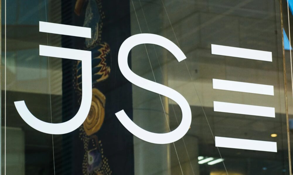 South African stock market, JSE performance, mining shares surge, gold and platinum rally, rand stronger, interest rate cut South Africa, Joburg ETC