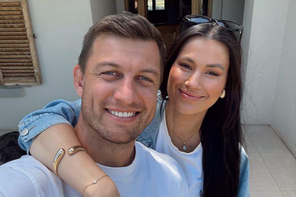 Handré Pollard anniversary, Marise Pollard wedding memories, Springbok fly half family, Bulls rugby star homecoming, Pollard couple celebration, Joburg ETC