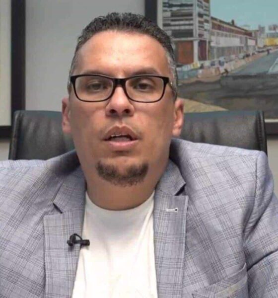 Foxcroft Glen Williams by Claire Gunn