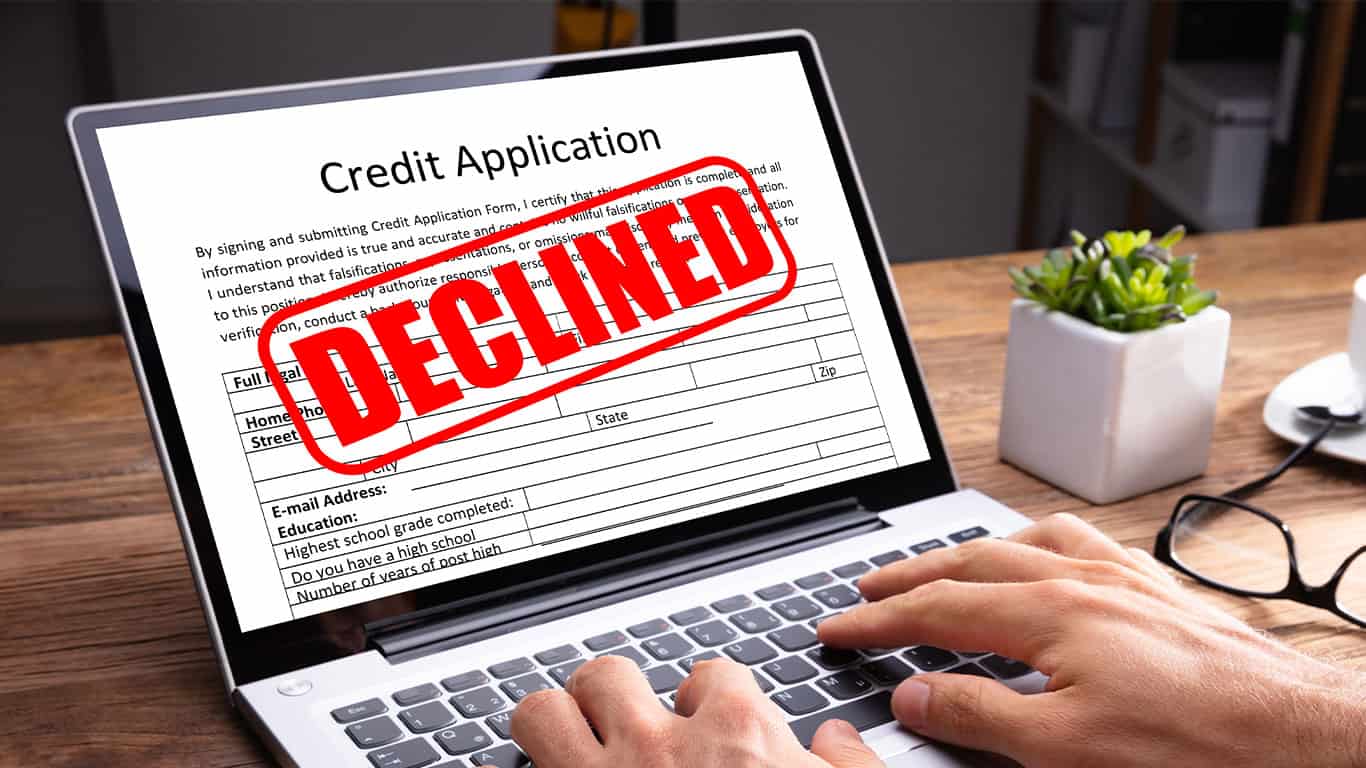 illegal loans South Africa, unregistered lenders, withheld ID documents, debt trap South Africa, credit warning, National Credit Regulator, Joburg ETC