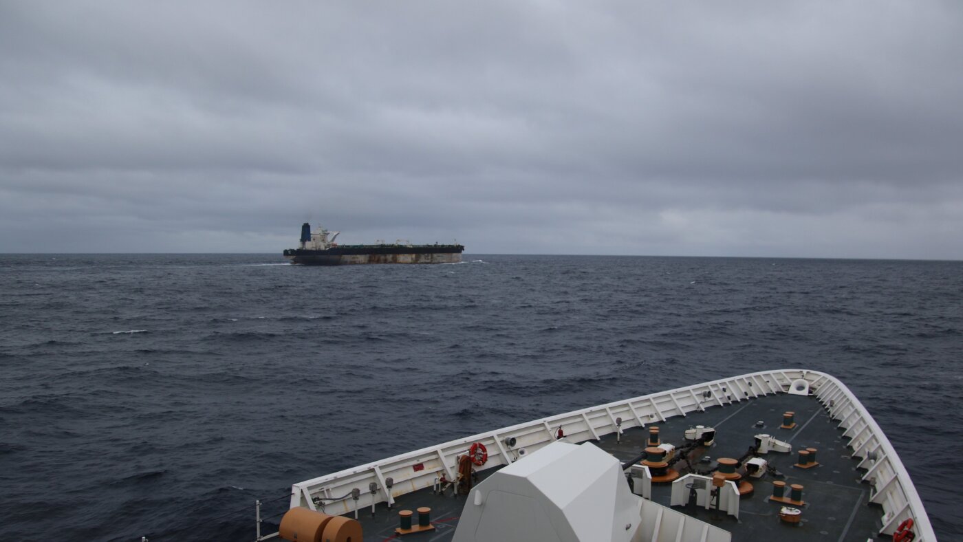 Marinera tanker at sea, Russian-flagged oil vessel, US military boarding ship, North Atlantic waters, international maritime dispute, Joburg ETC