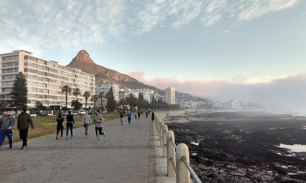 Sea Point promenade, electric bikes Cape Town, e-scooters promenade, pedestrian safety Sea Point, Cape Town beachfront walkway, Joburg ETC