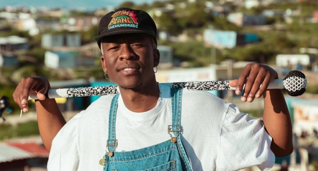 Victoria Beckham Paris award, Nota Baloyi lawsuit Nando’s, Tyla Tonight Show performance, Sydney Sweeney Hollywood sign, Rihanna pregnancy rumours, Joburg ETC